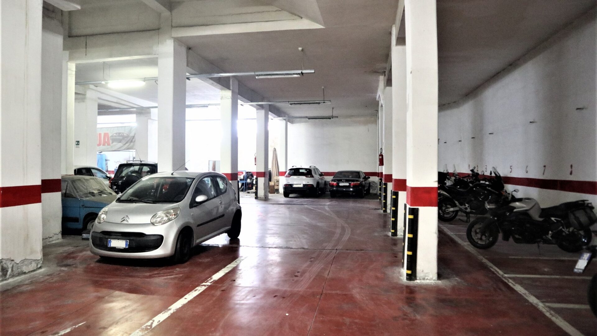 Locale commerciale in vendita al Viale Mario Rapisardi – Catania