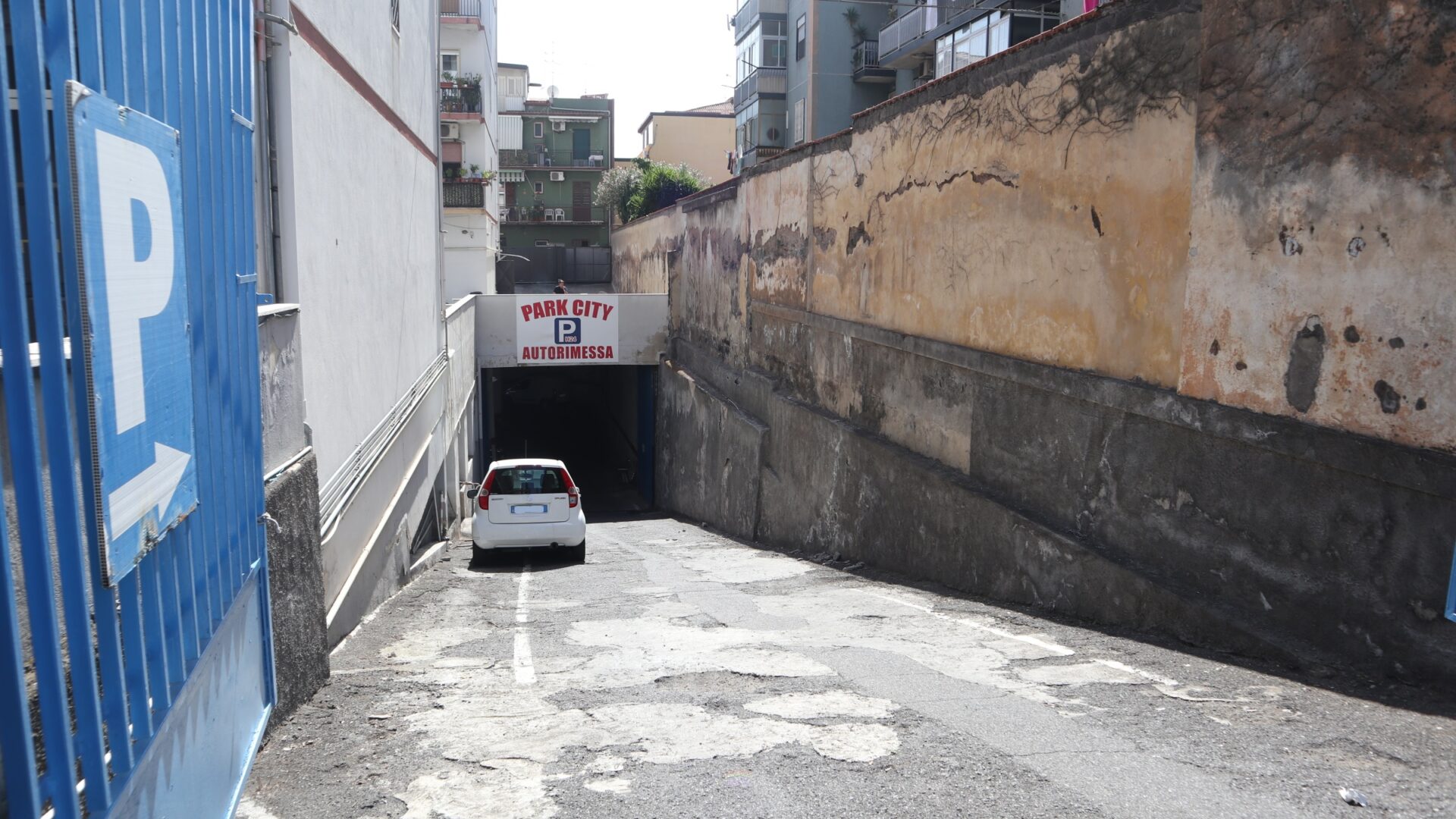 Locale commerciale in vendita al Viale Mario Rapisardi – Catania