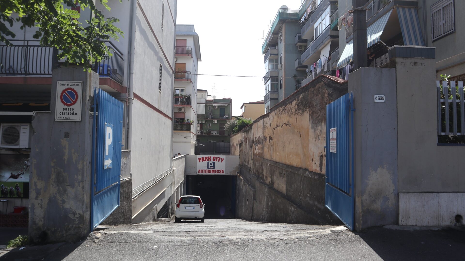 Locale commerciale in vendita al Viale Mario Rapisardi – Catania