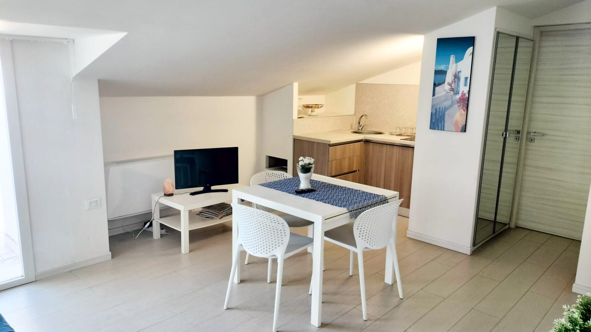 Residence ricettivo con appartamenti e piscina