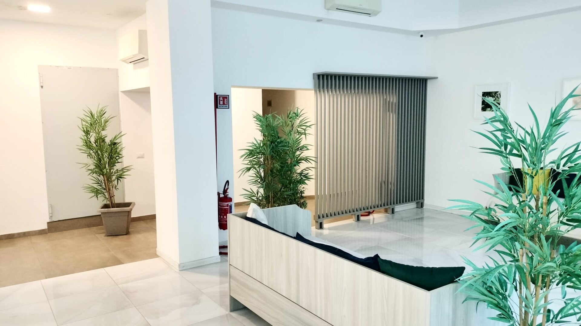 Residence ricettivo con appartamenti e piscina