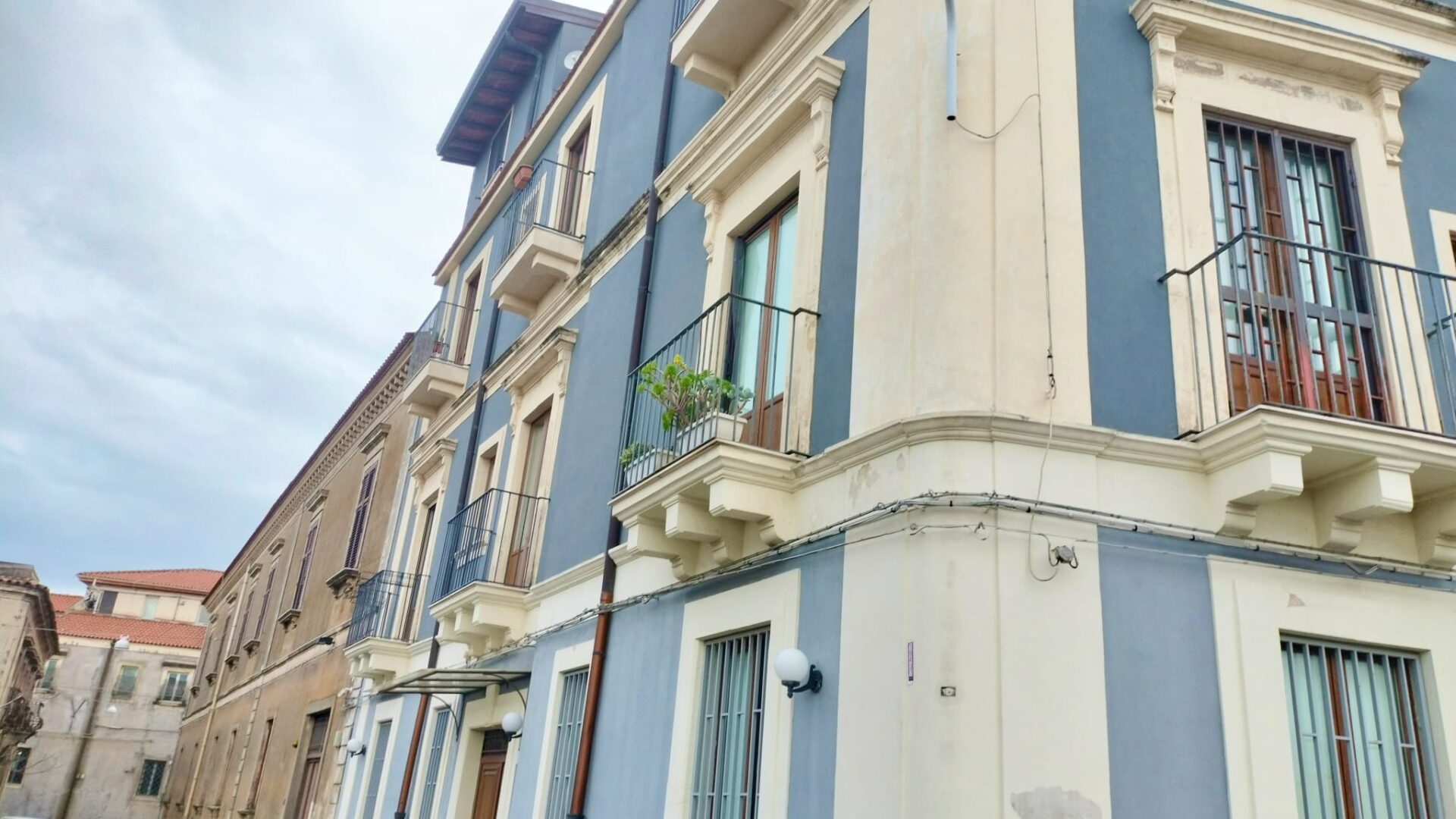 Appartamento arredato in via Purità