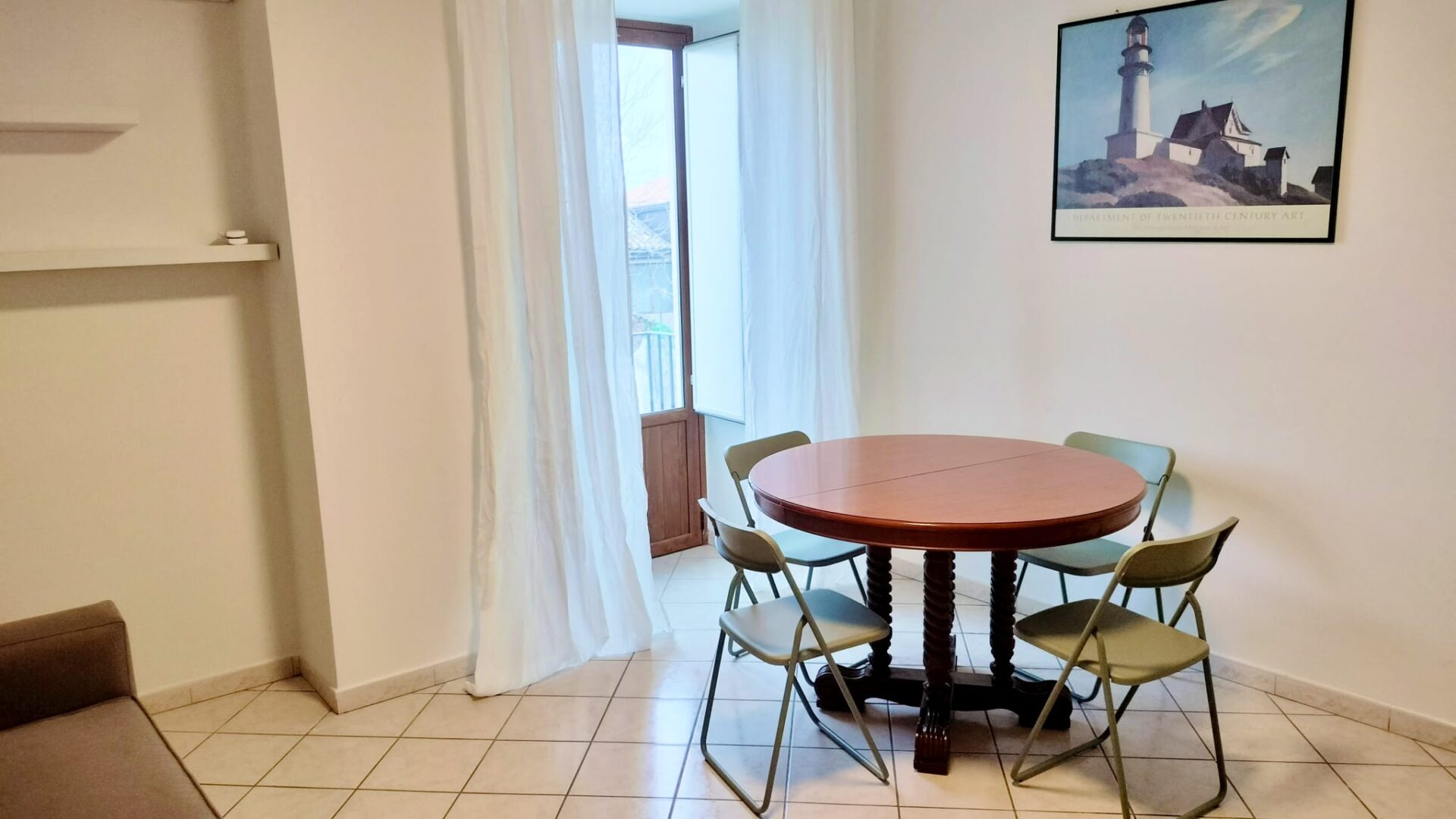 Appartamento arredato in via Purità