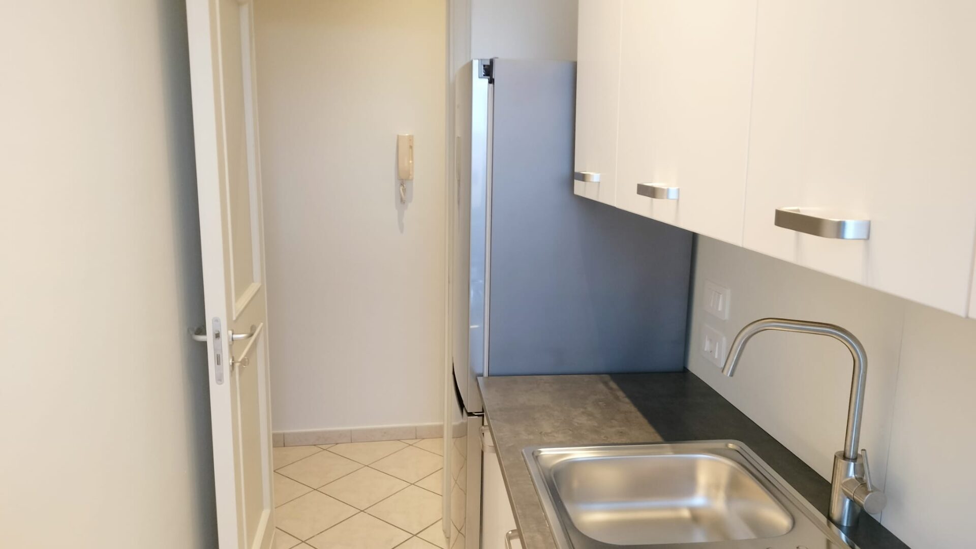 Appartamento arredato in via Purità