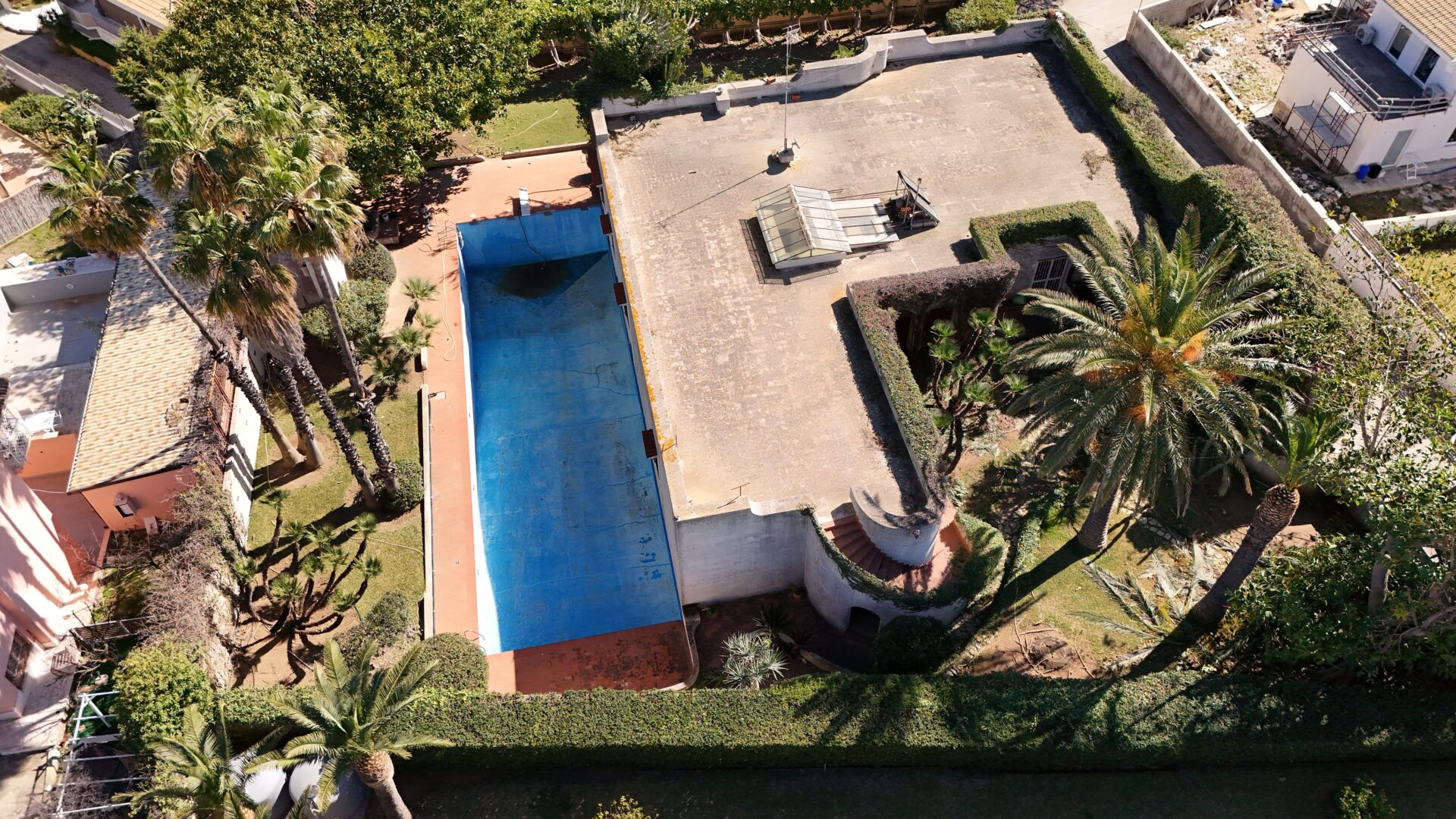 Villa singola con piscina a Siracusa