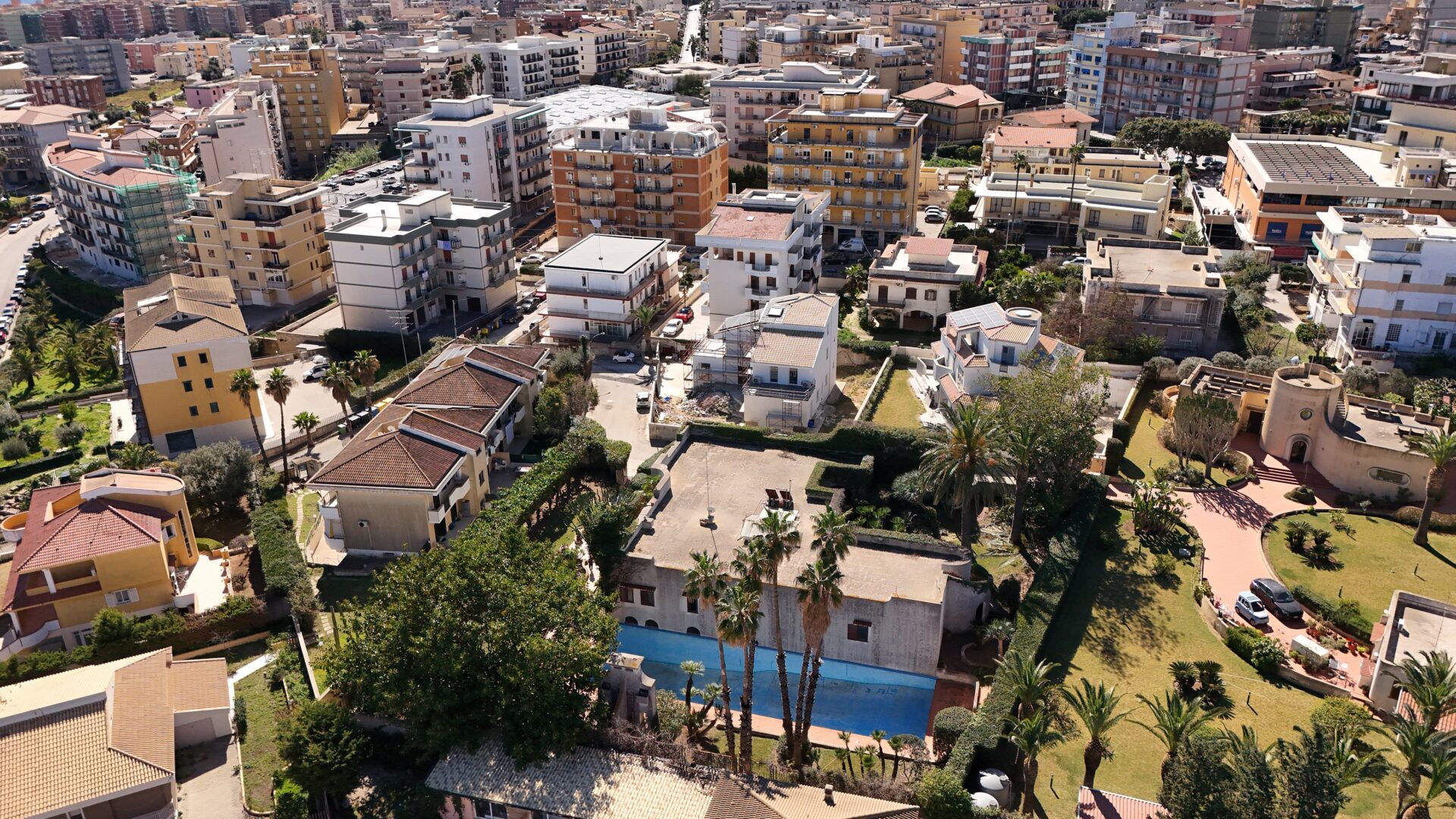 Villa singola con piscina a Siracusa