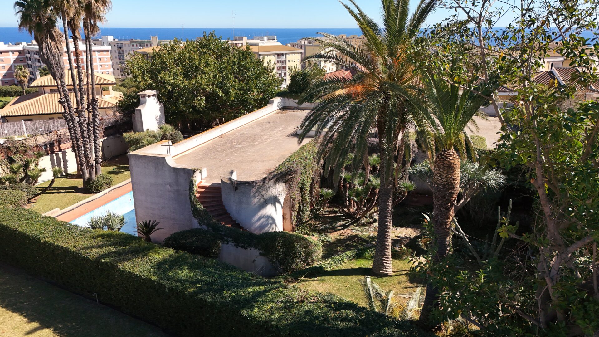Villa singola con piscina a Siracusa
