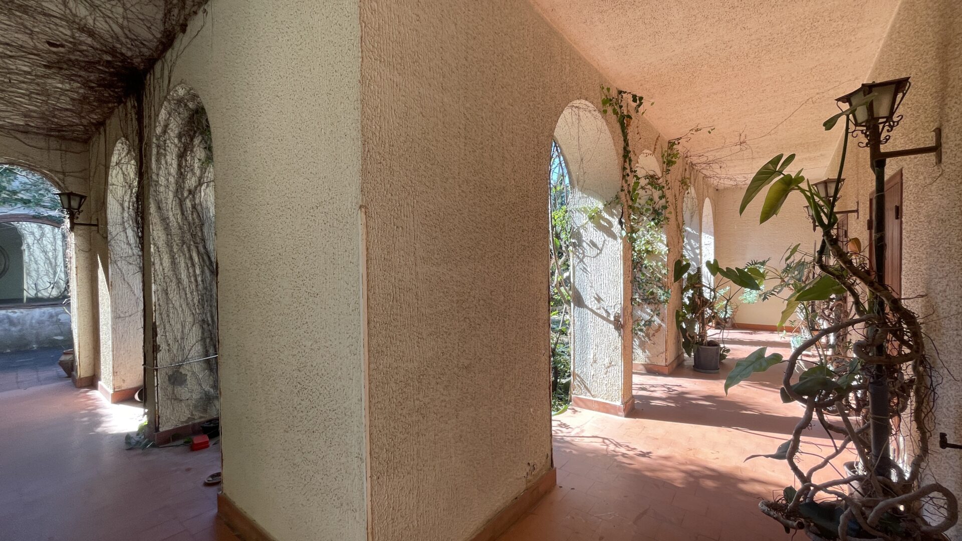 Villa singola con piscina a Siracusa