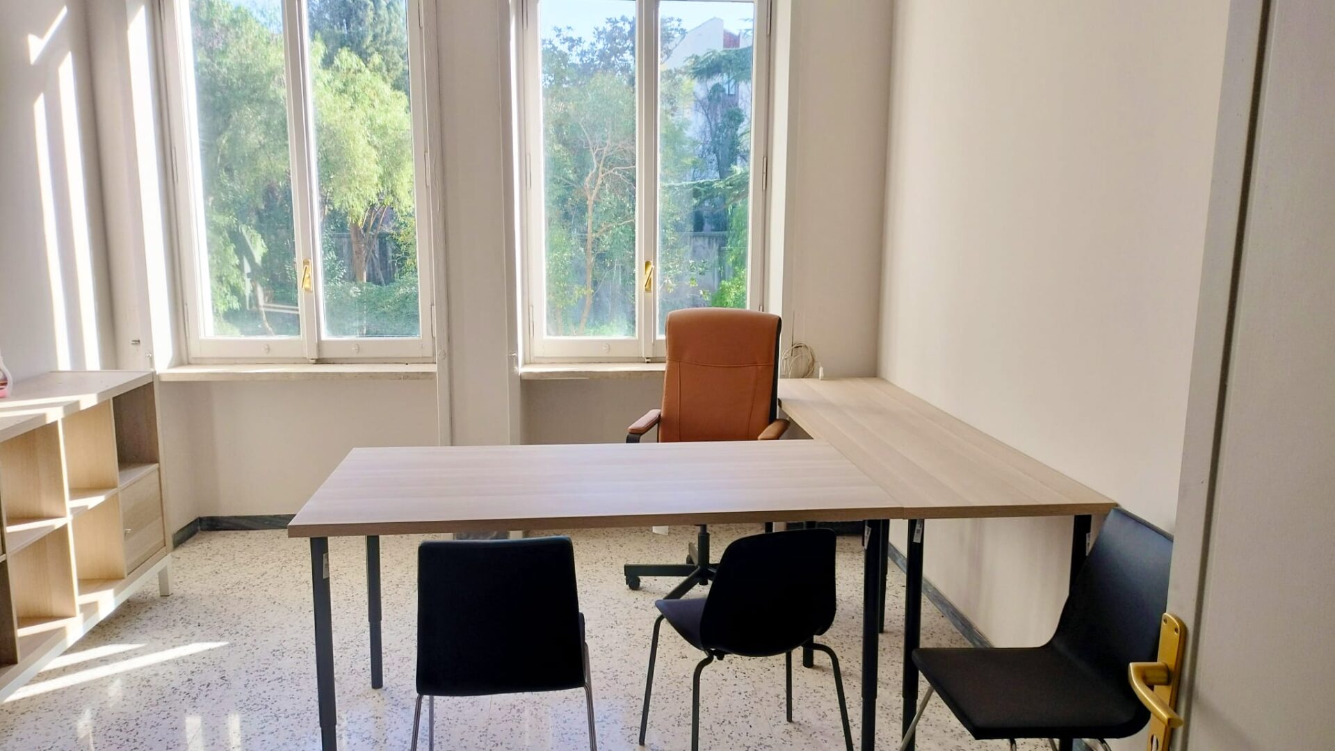 Ufficio con ingresso semindipendente in Piazza Roma