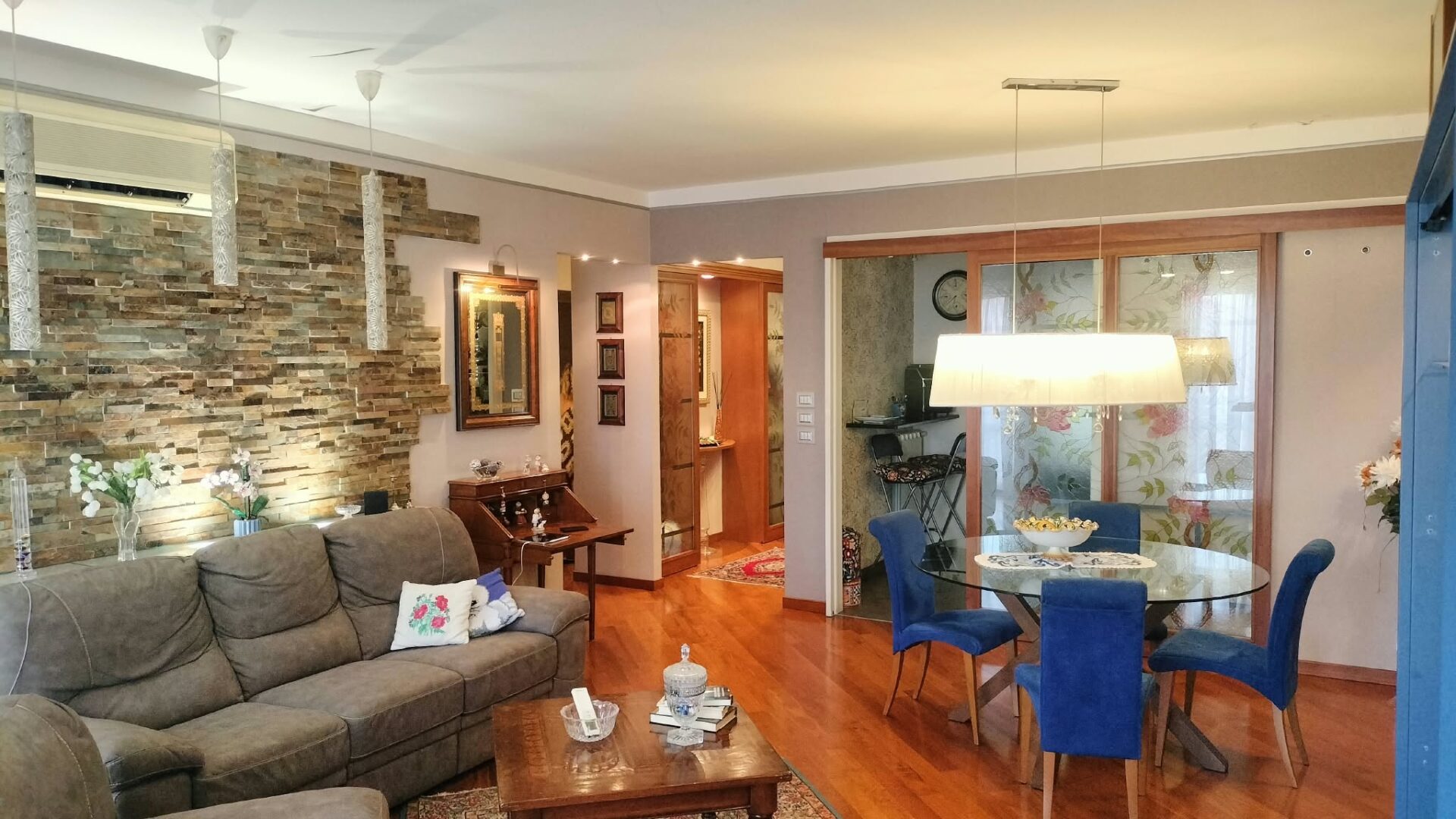 Appartamento con garage in via Litteri