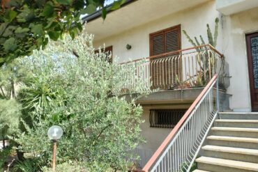 Appartamento con terrazzo in via Ravanusa