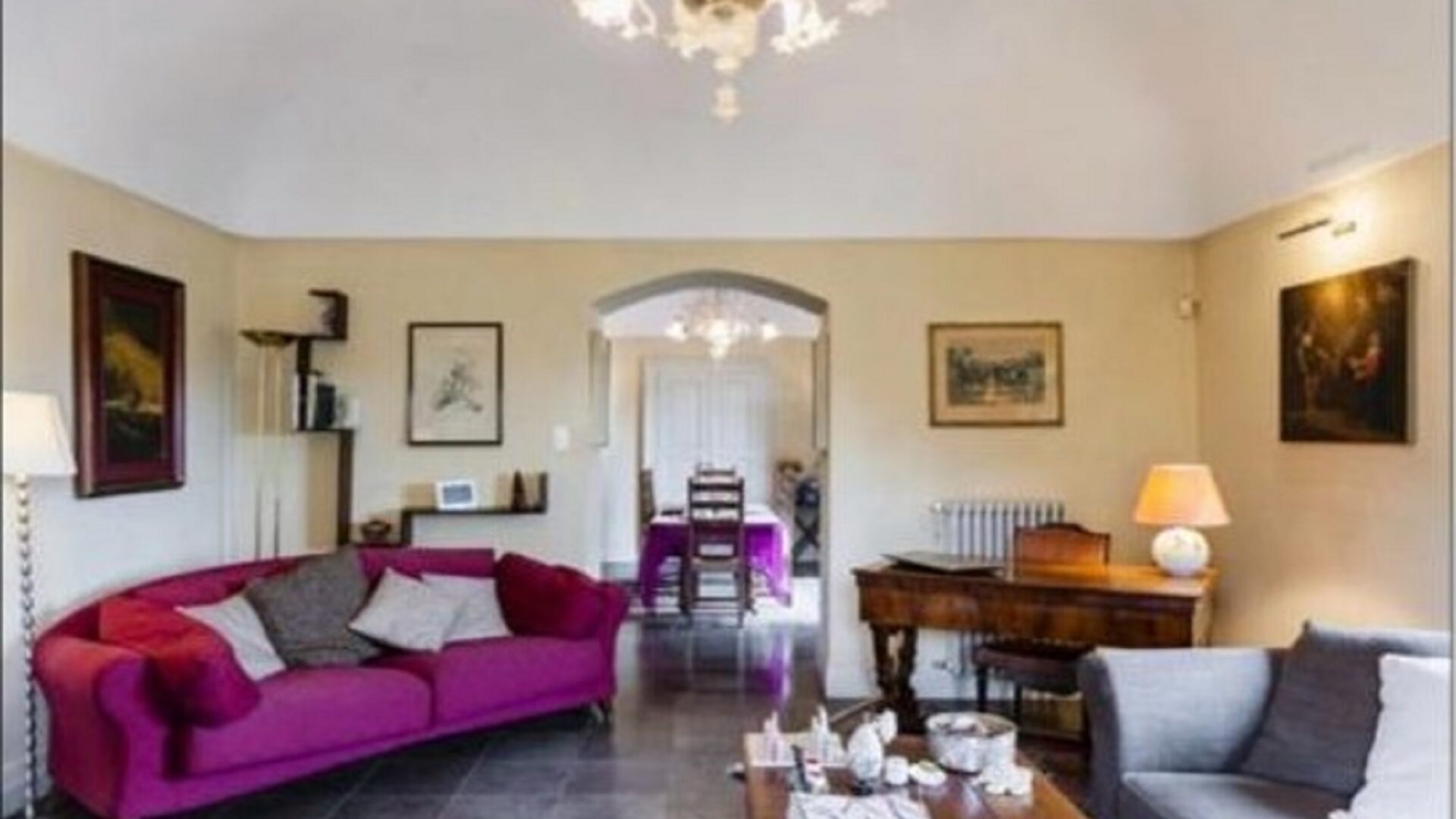 Villa singola d’epoca a Viagrande